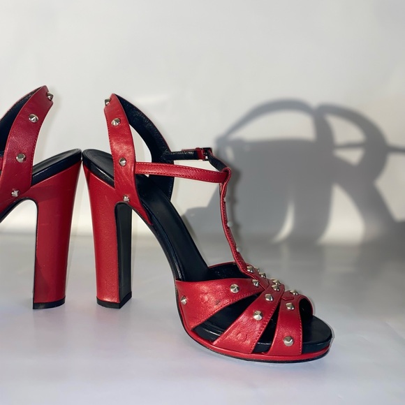 GUCCI Melville leather T-Strap Heel Sandals in box - Picture 7 of 14